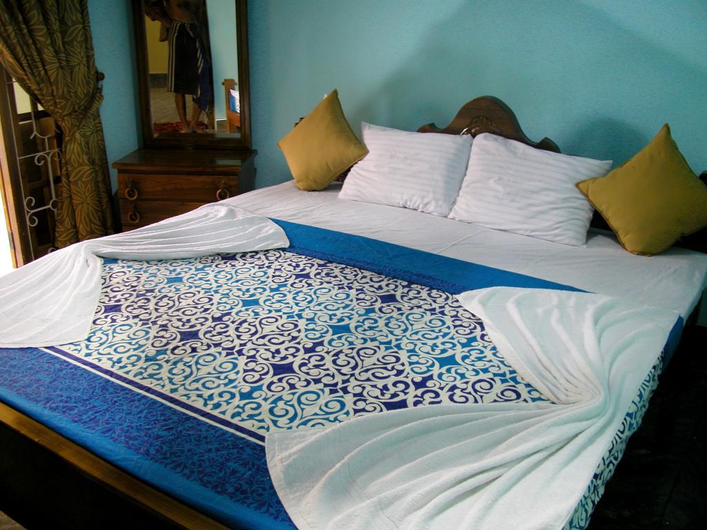 Hotel Iduwara Guest à Sigirîya Extérieur photo