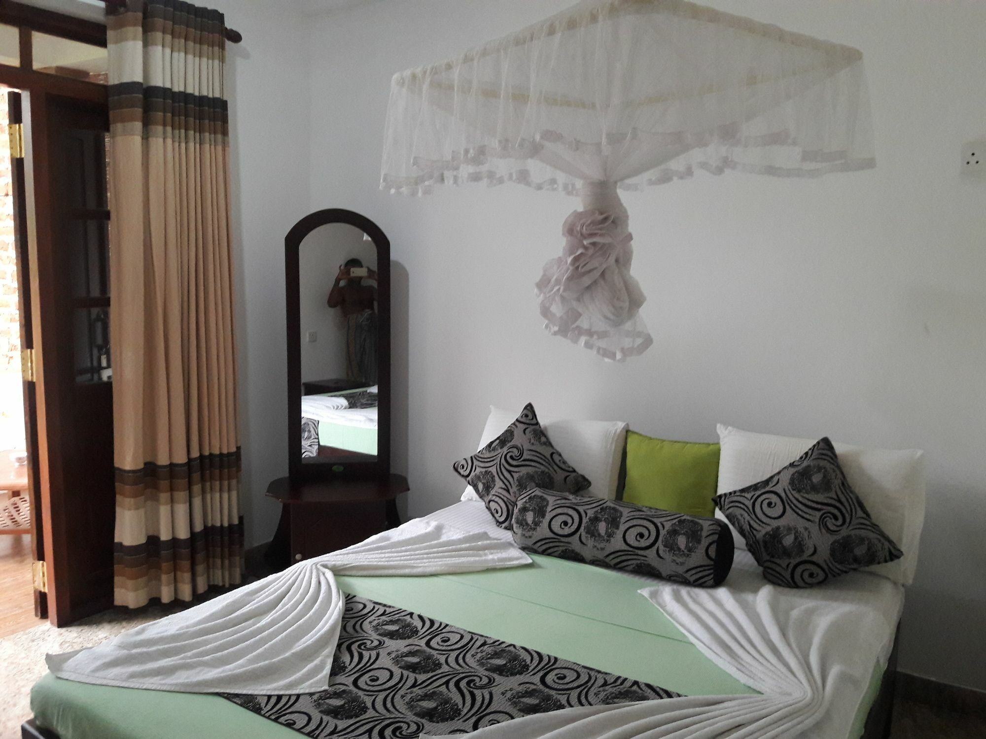 Hotel Iduwara Guest à Sigirîya Extérieur photo
