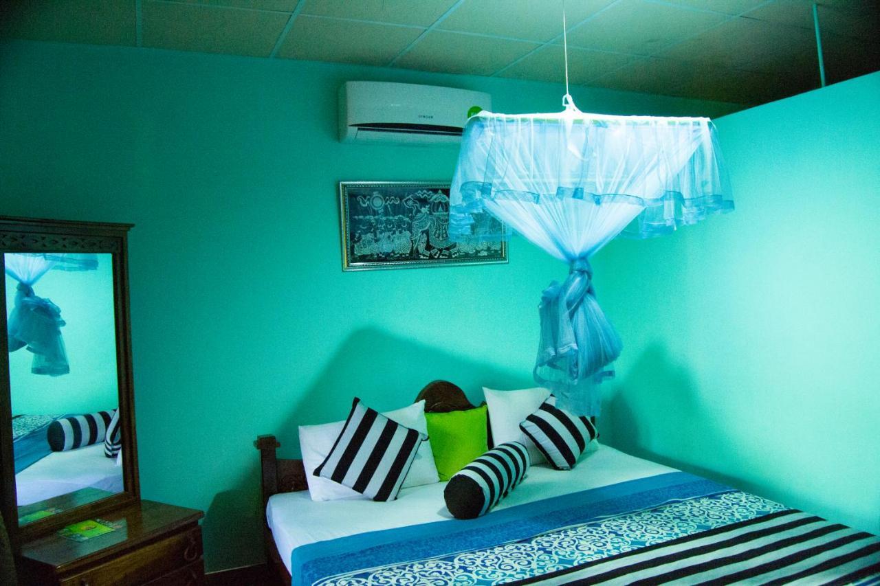 Hotel Iduwara Guest à Sigirîya Extérieur photo