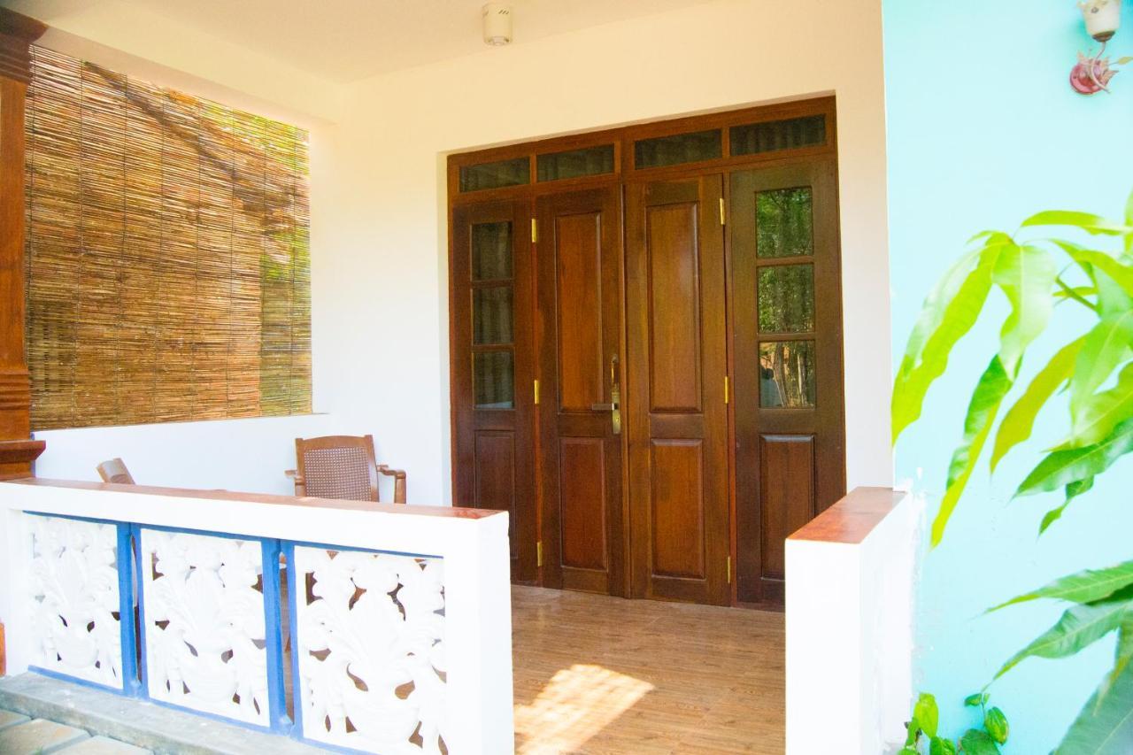 Hotel Iduwara Guest à Sigirîya Extérieur photo